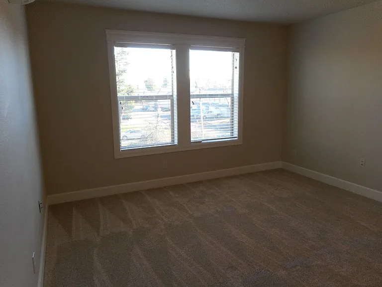 1555 Dolores Way SE — Photo 38
