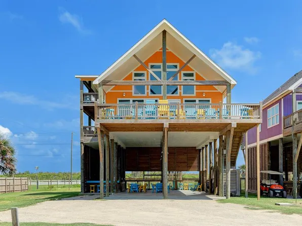 1119 Alex Drive, Gilchrist, TX 77617