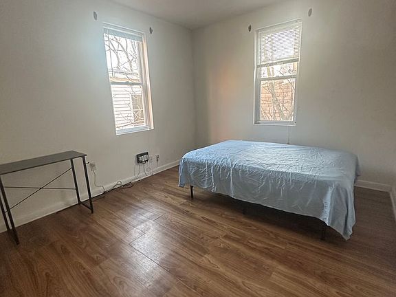 3rd image of 338 N 41st St Floor 2