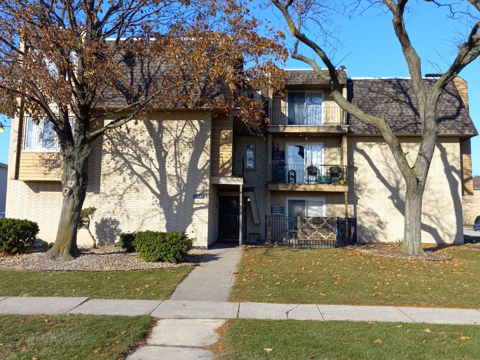 10440 Mayfield Ave APT 3C, Oak Lawn, IL 60453 | Zillow