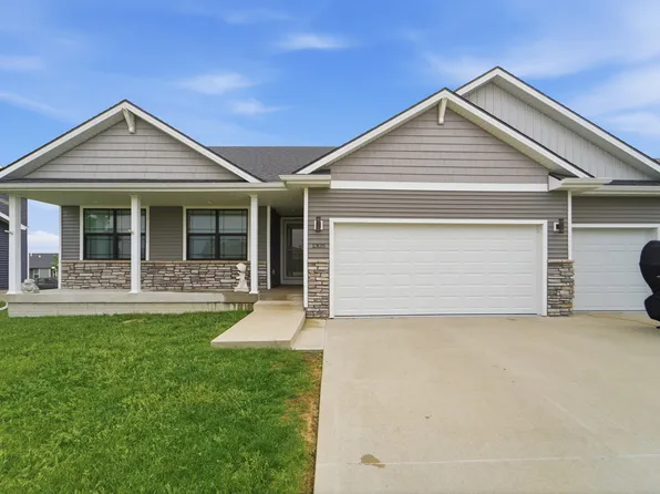 1305 NW Sunset Ln, Grimes, IA 50111