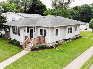 336 N 12th St, Rochelle, IL 61068