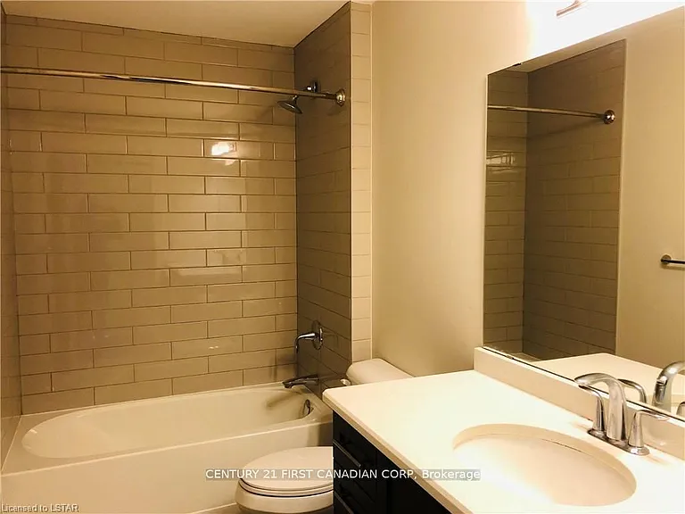 260 Villagewalk Blvd #608 — Photo 21