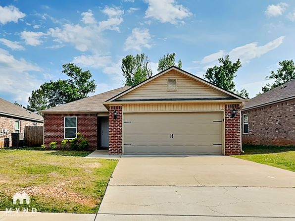 804 The Heights Ln