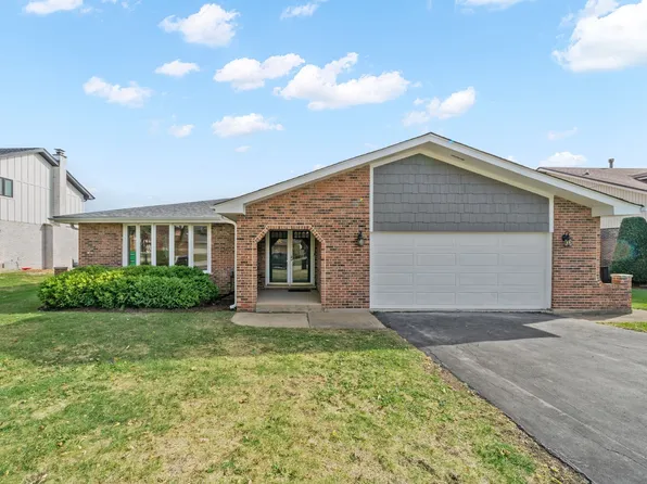 14513 S Mustang Dr, Homer Glen, IL 60491