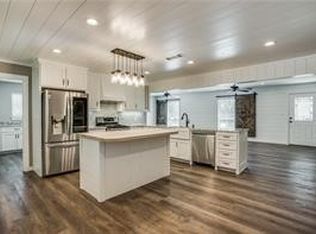 615 N Lamar St, Tioga, TX 76271