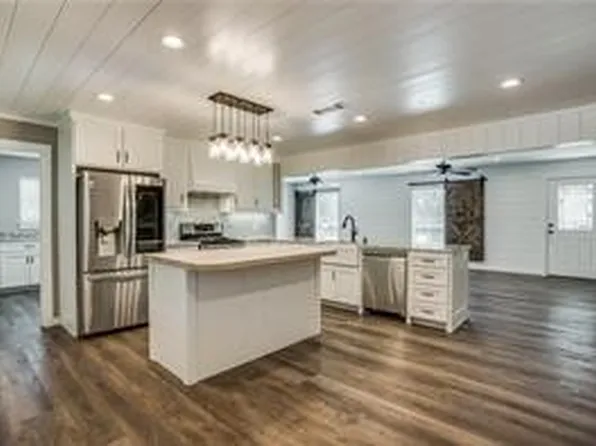 615 N Lamar St, Tioga, TX 76271