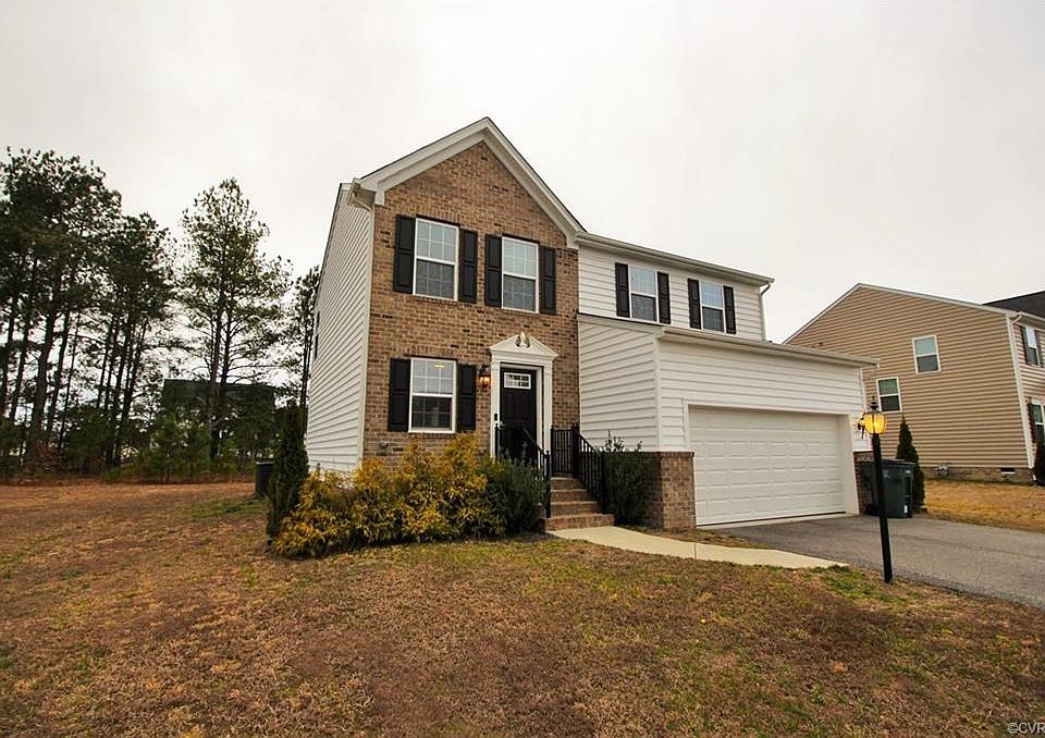 1st image of 413 Queen Emily Pl