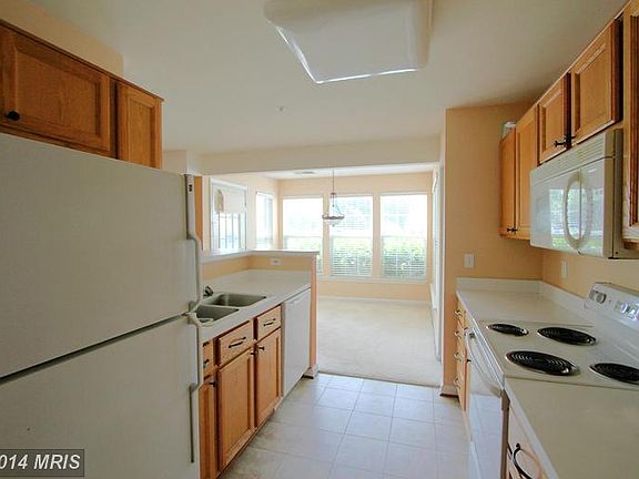 4th image of 7512 Snowpea Ct #133