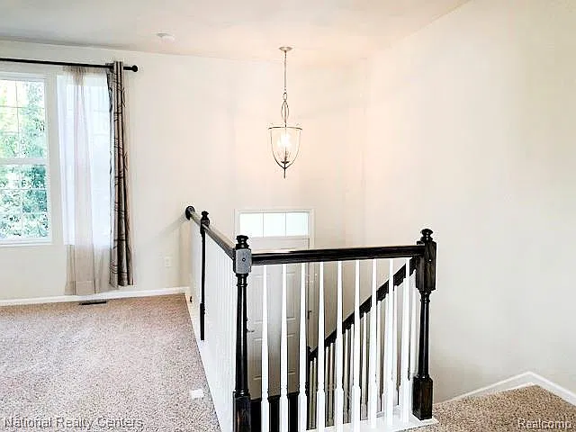 3 bed, 2.5 bath, 1500 sqft, $2,450 — Photo 4