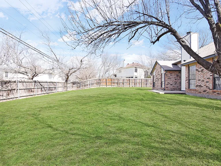 2304 Skipcha Dr — Photo 22