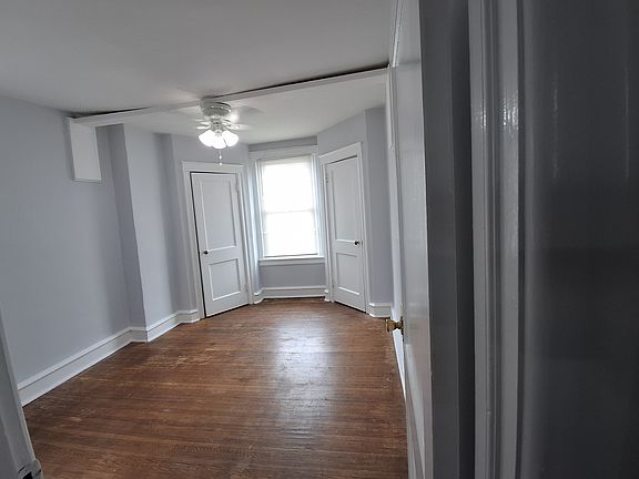 5th image of 3904 Dungan St