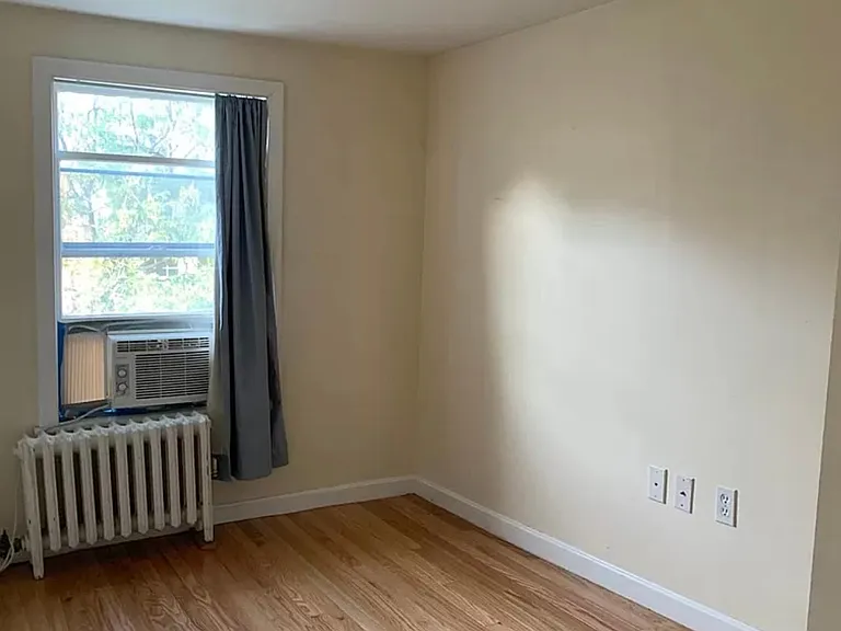 20 Phillips St #7 — Photo 8