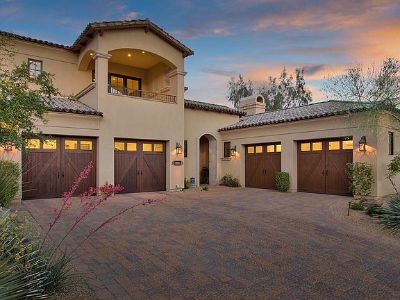 5th image of 6635 N 39th Way