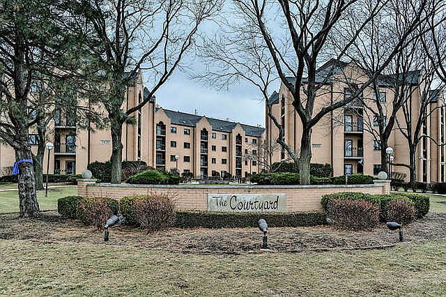 1st image of 7410 W Lawrence Ave Unit 313