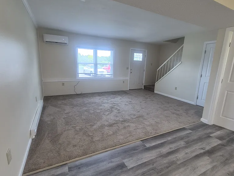 122 Adams Dr #4 — Photo 10