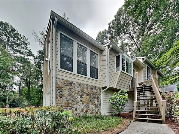 5142 Manitou Way, Stone Mountain, GA 30087