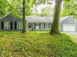 47 Tuliptree Ln, Rochester, NY 14617