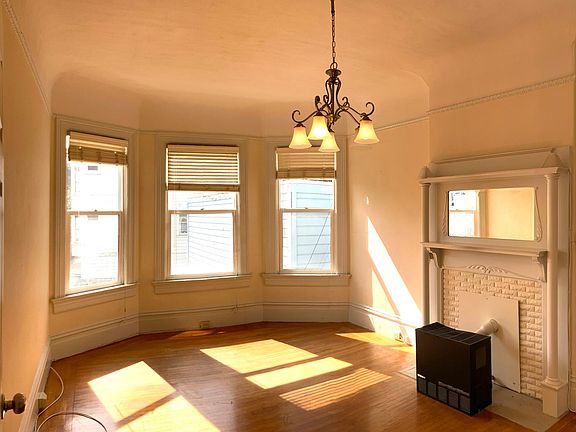 4th image of 1335 McAllister St APT 6