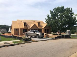 71 Magnolia Cir, Hoschton, GA 30548