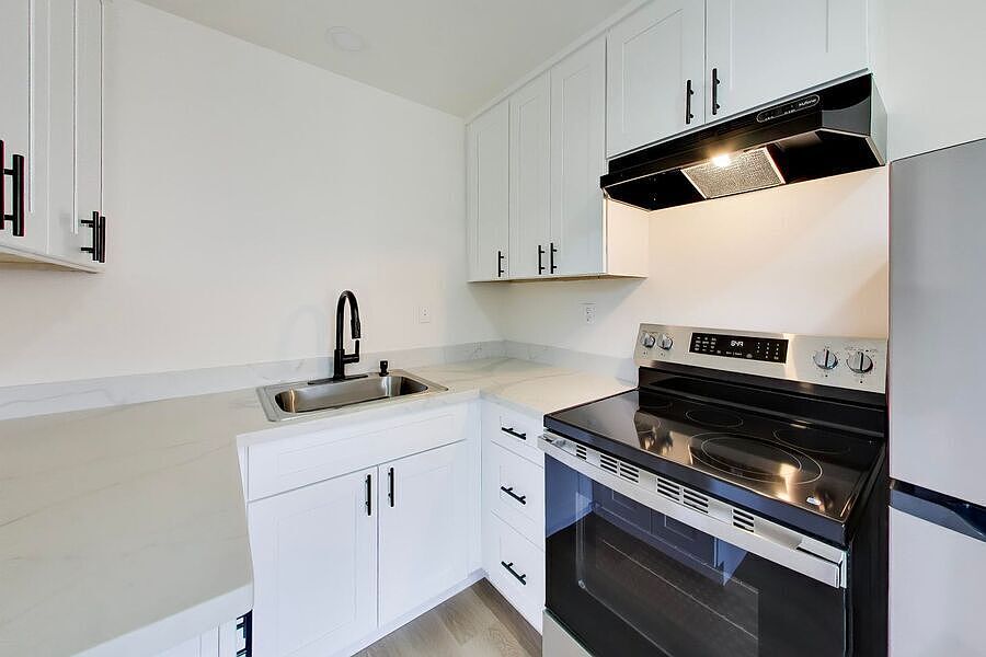 1st image of 486 Beech St #5