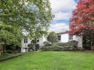 10 Rectory Ln, Scarsdale, NY 10583