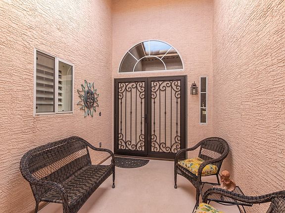 5th image of 8021 W Caribbean Ln