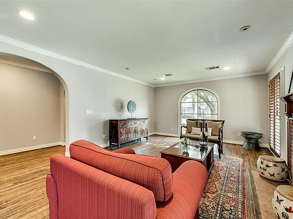 5th image of 4436 Stanhope Ave