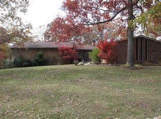 985 Briggs Hill Rd, Bowling Green, KY 42101