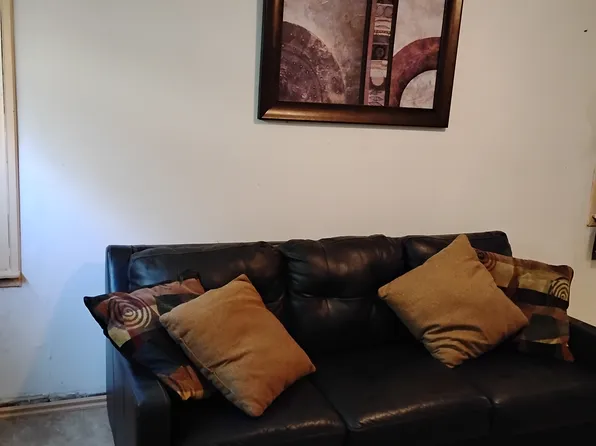 (undisclosed Address), Gary, IN 46403