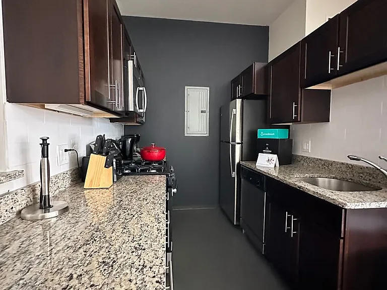 155 E Berkeley St #512 — Photo 6
