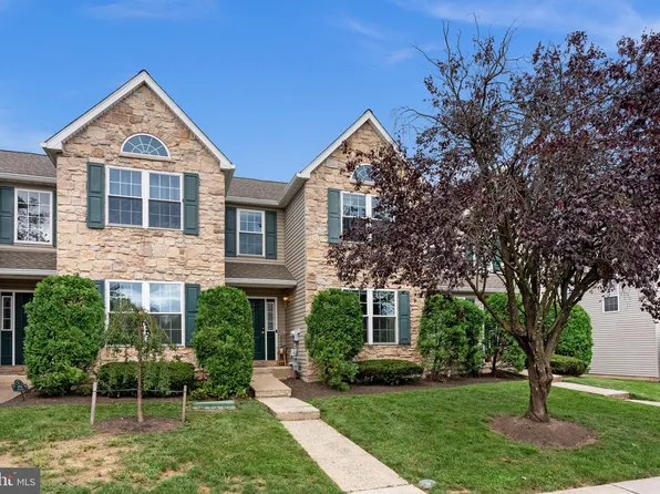 480 Deer Run Ct, Royersford, PA 19468