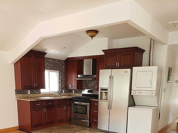 2nd image of 5718 253rd St