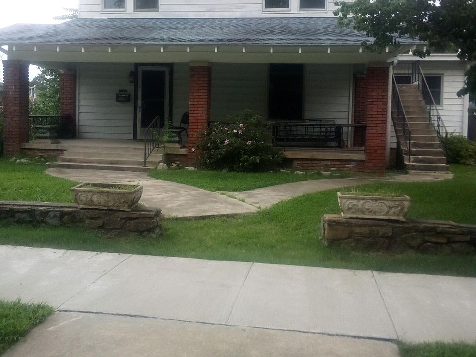 1st image of 1117 W 16th St