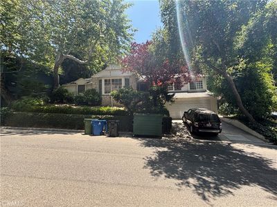 3042 N Beachwood Dr, Los Angeles, CA, 90068