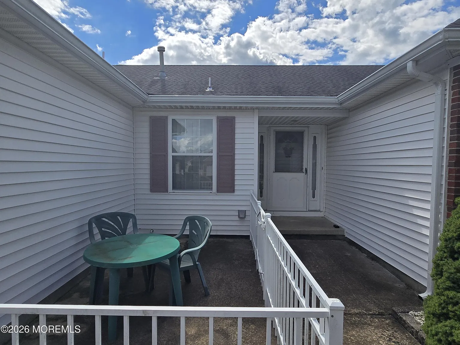 2 bed, 1862 sqft, $2,600 — Photo 3
