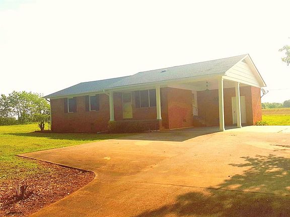 2nd image of 148 Thomas Ln