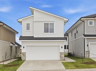 1412 NW 3rd Ln, Grimes, IA 50111
