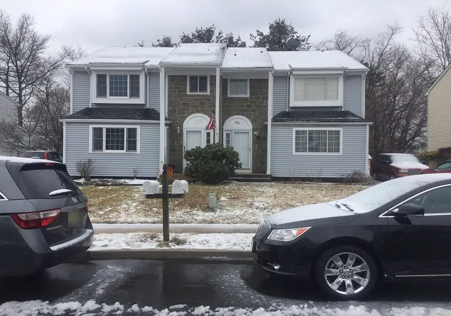23 Marc Dr photo 1