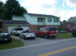 619 Scottswood Rd, Taylors, SC 29687