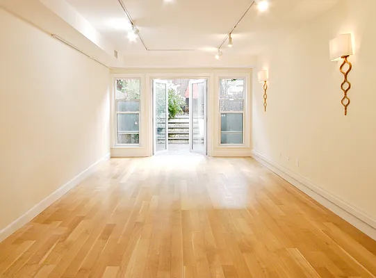 Rented by Corcoran | media 22