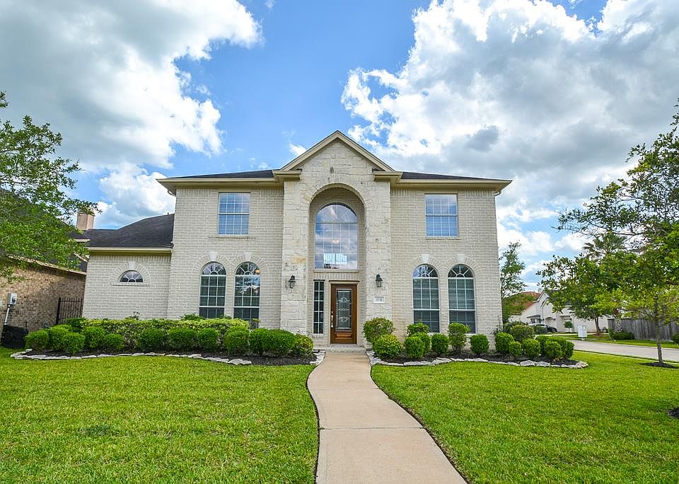 1st image of 3731 Golden Shores Dr
