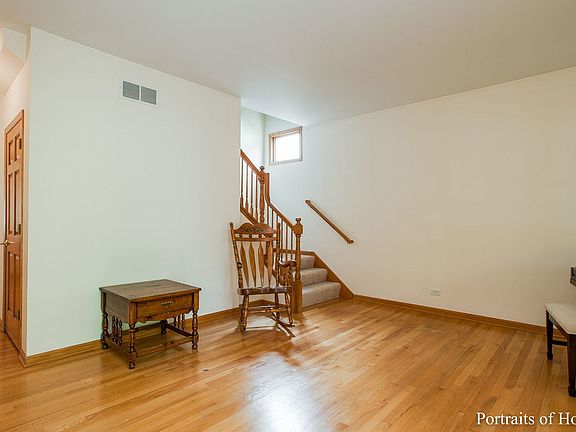 4th image of 1241 S Villa Ave