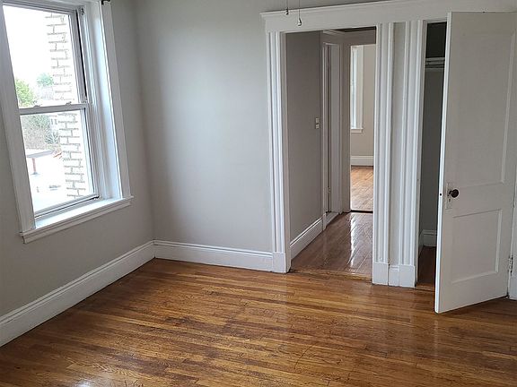 landlord_unit_photo_4