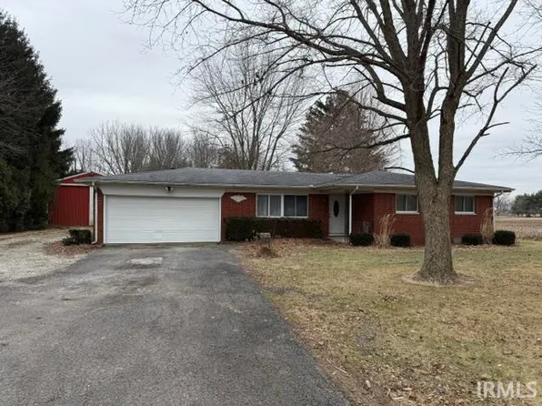 6713 E Us Highway 36, Mooreland, IN 47360