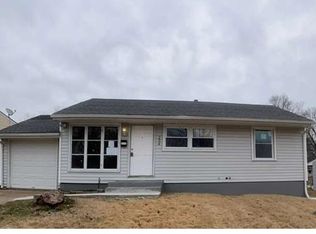 258 Presley Dr, Saint Louis, MO 63137