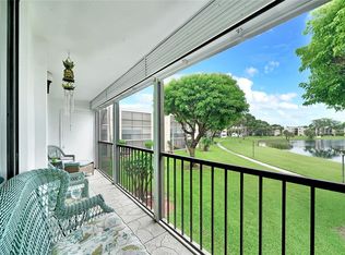 5250 Las Verdes Cir APT 212, Delray Beach, FL 33484