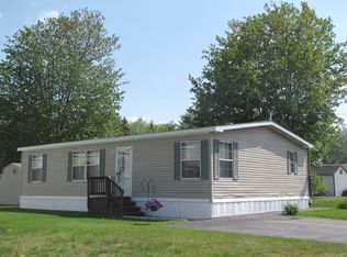 5 Pond Dr, Brunswick, ME 04011