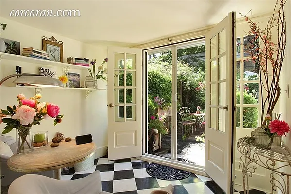 Rented by Corcoran | media 12