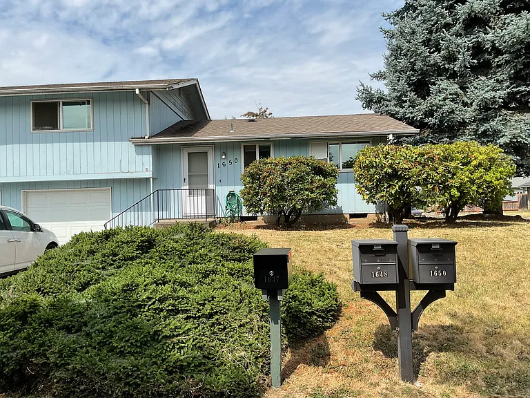 1650 Tamarack St — Photo 9